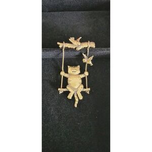 JJ‎ Cat Swinging on Branch with Birds Pin Brooch Vintage